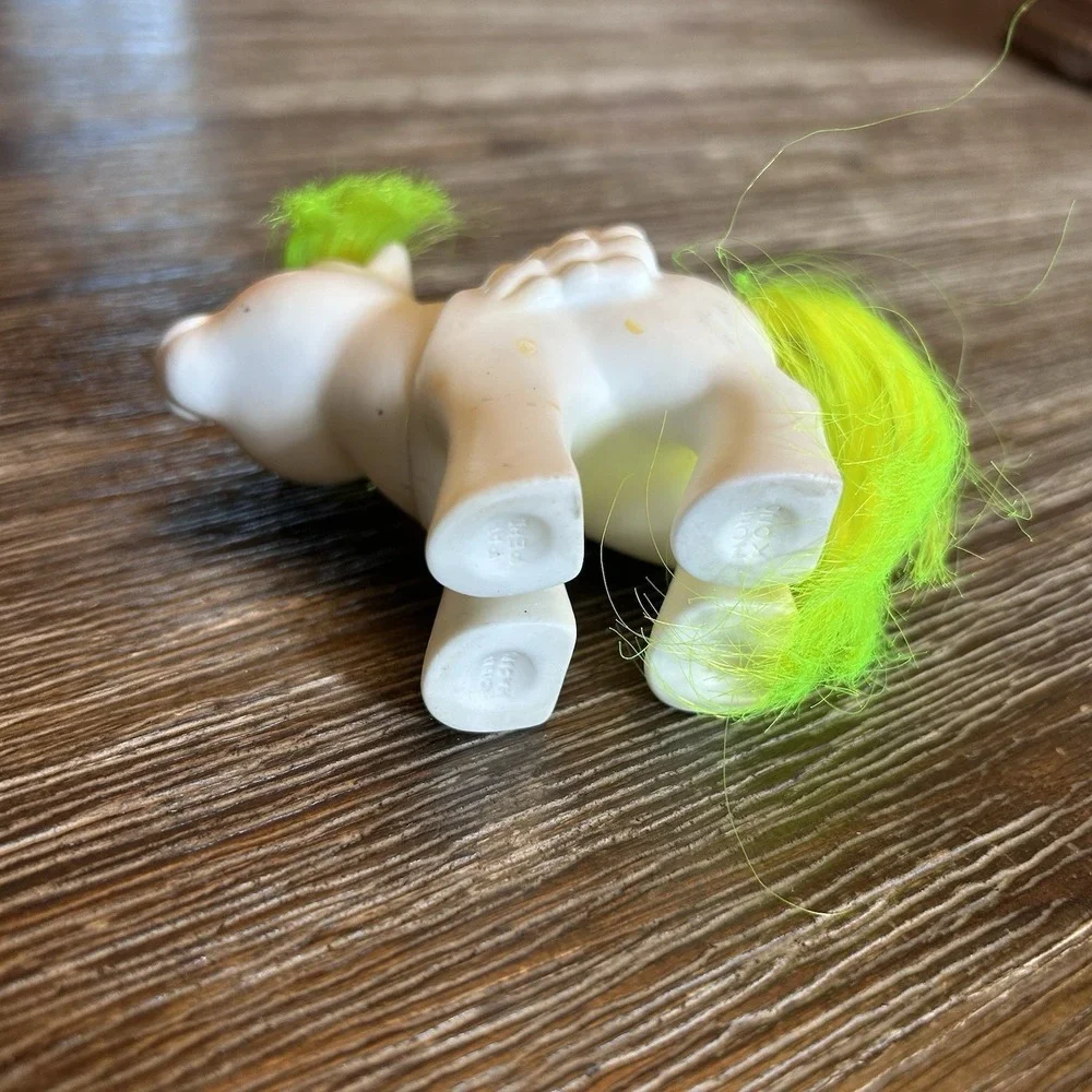 My Little Pony G1 Baby Surprise Pegasus Hasbro 1983‎ Vintage Wings Neon Hair MLP